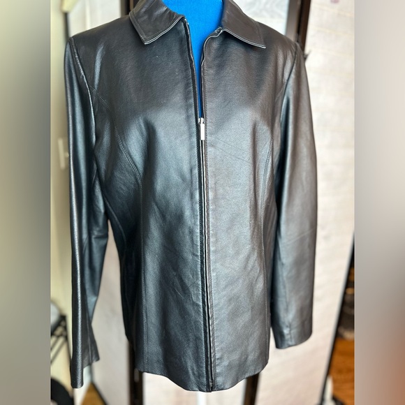 Genuine Leather Jacket with Zipper & Pockets - Picture 4 of 9